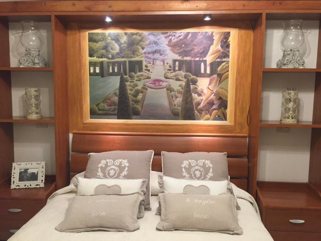 The Right Place 4U Domus Savelli Boutique Apartment Рим Екстер'єр фото