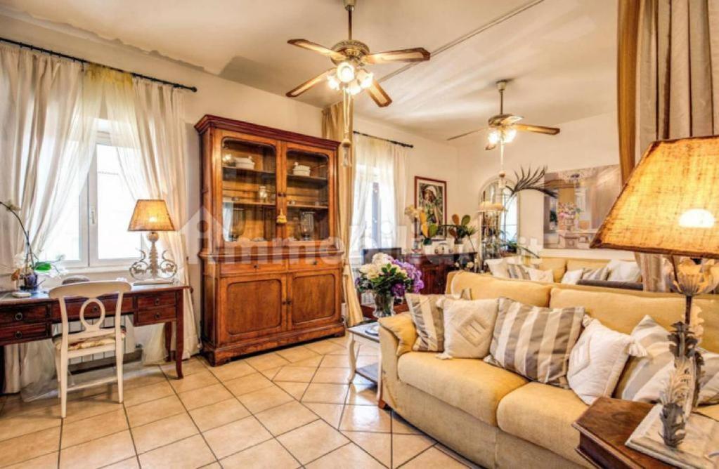 The Right Place 4U Domus Savelli Boutique Apartment Рим Екстер'єр фото
